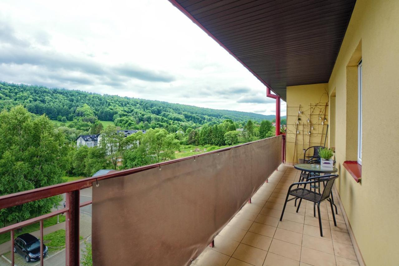 Apartamenty Bieszczadzki Aniol Ustrzyki Dolne Exterior foto